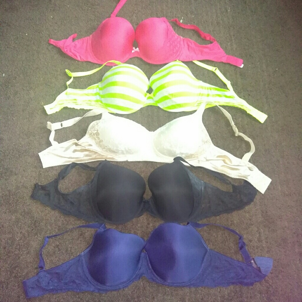 Victoria secret Bras/bundle deal